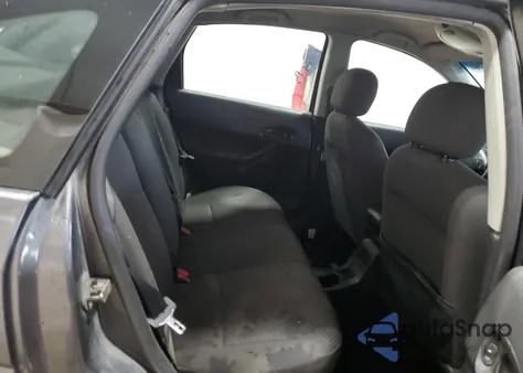 2005 Ford Focus Zx5 z USA, uszkodzony, nr VIN 3FAFP37N25R133770